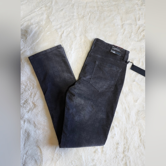 Parasuco Denim 2016, NEW, Modern fit cords.Size 8. 30" - Picture 15 of 16